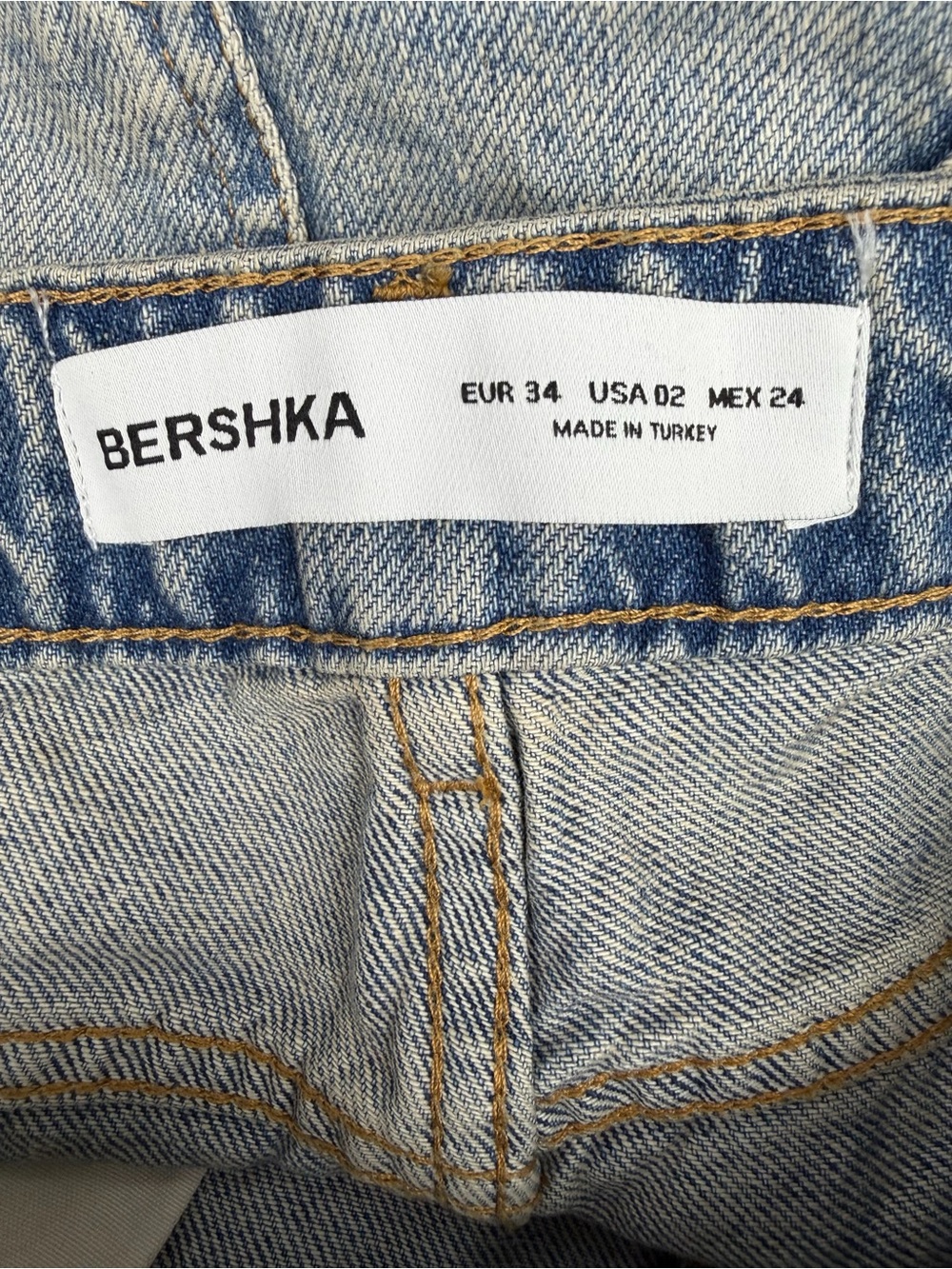 Bershka Bow Embelished Baggy Wide Leg Jeans - Picture 4 of 5